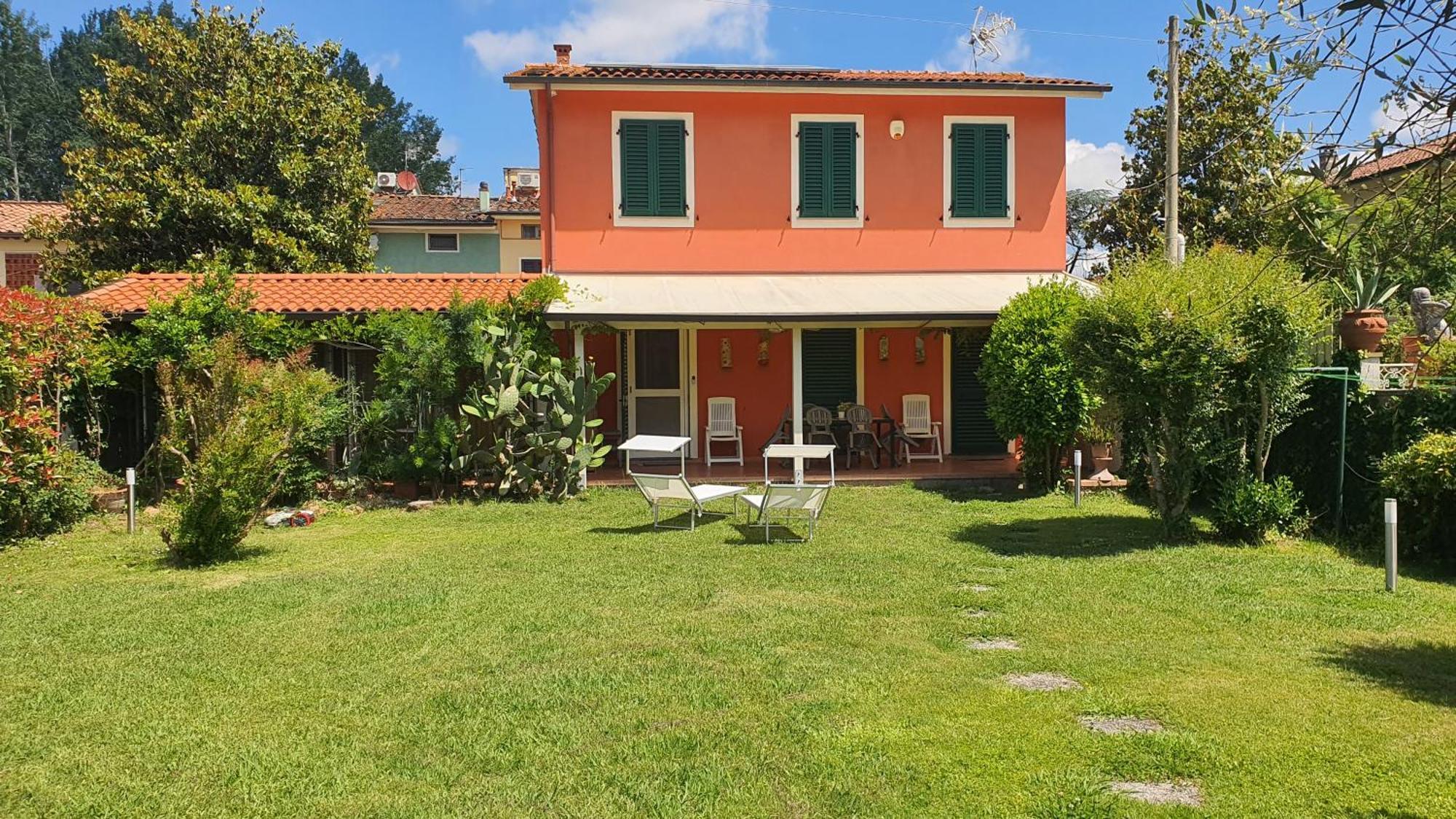 La Casa Delle Buone Letture Villa Lucca Ngoại thất bức ảnh